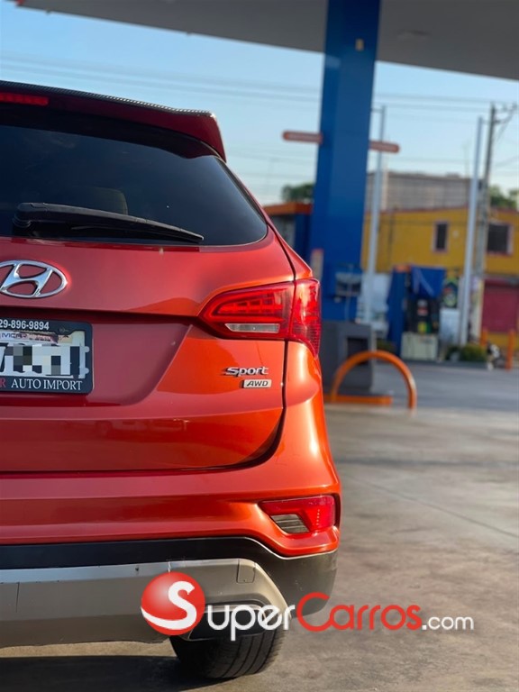 2017 Hyundai Santa Fe — foto 8 / 11