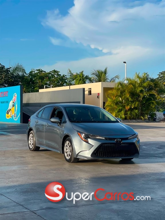 2020 Toyota Corolla LE — foto 2 / 8