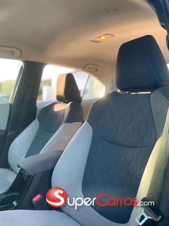 2020 Toyota Corolla LE — foto 5 / 8