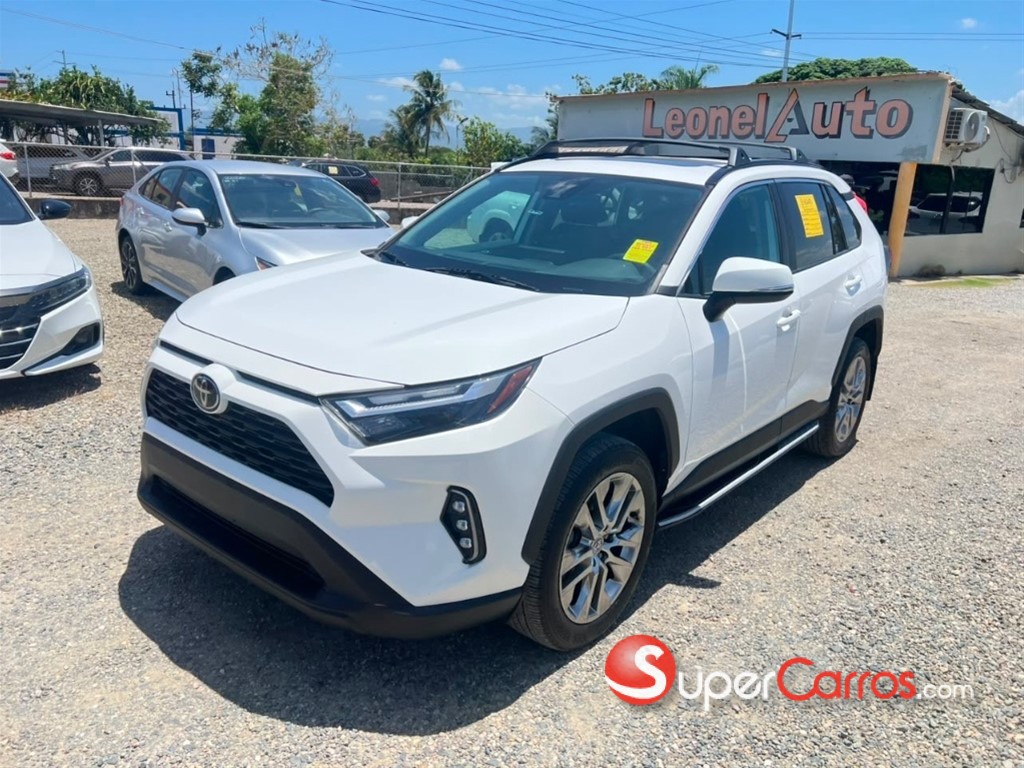 2022 Toyota RAV4 XLE Premium