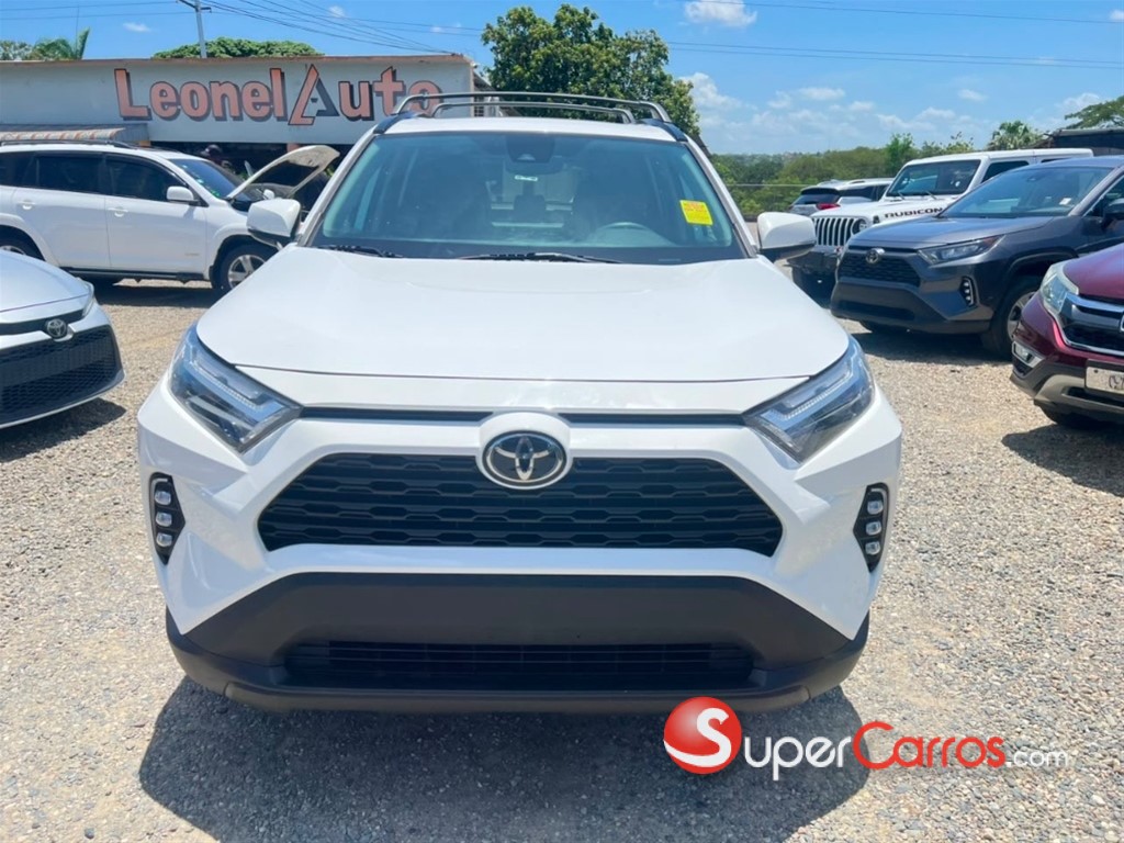 2022 Toyota RAV4 XLE Premium — foto 3 / 11