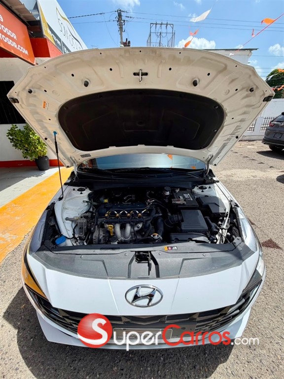 2022 Hyundai Avante — foto 9 / 12