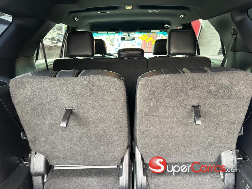 2016 Ford Explorer Limited — foto 11 / 11
