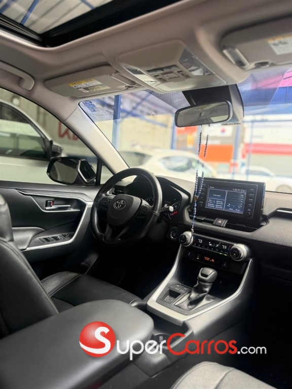 2019 Toyota RAV4 XLE — foto 6 / 9