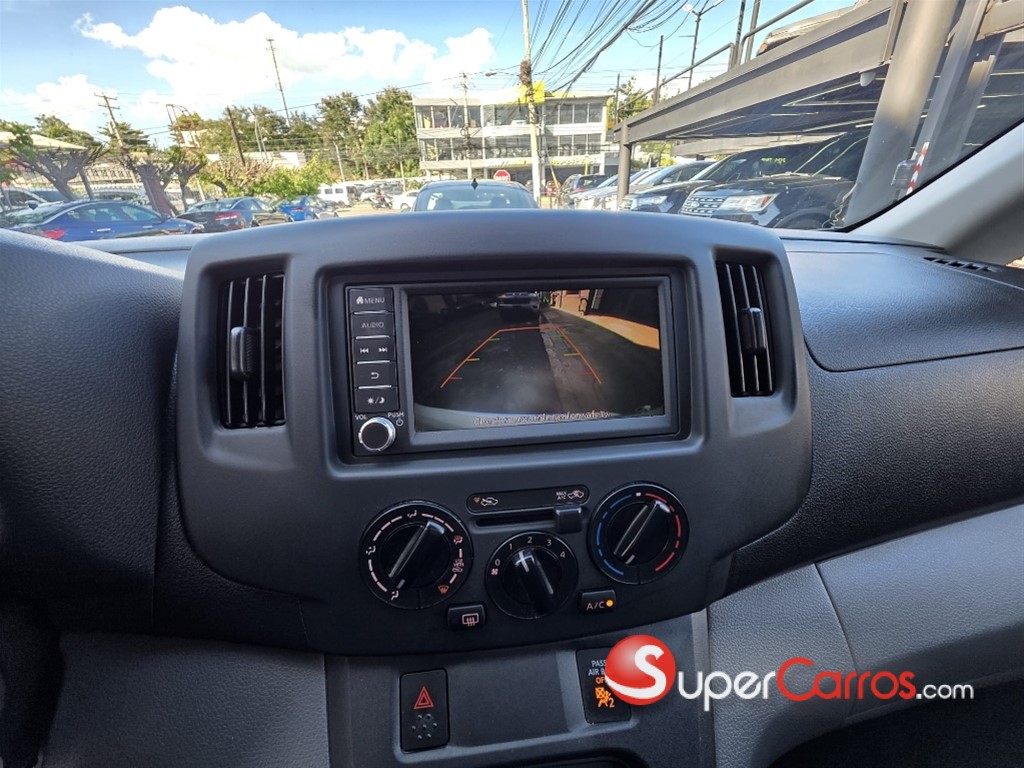 2021 Nissan NV 200 — foto 9 / 9