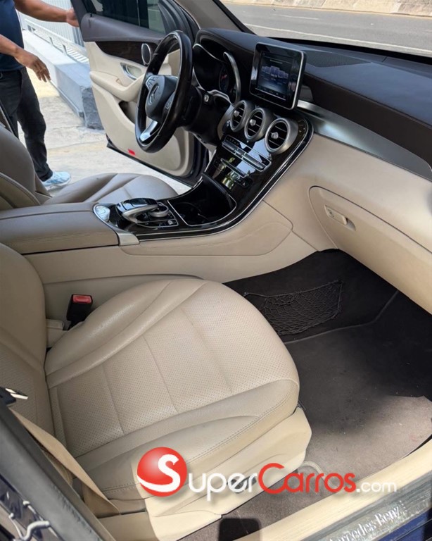 2016 Mercedes-Benz Clase GLC 250 4MATIC — foto 4 / 8