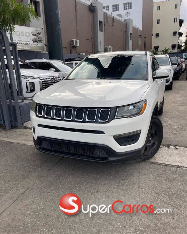 2017 Jeep Compass Sport — foto 2 / 6