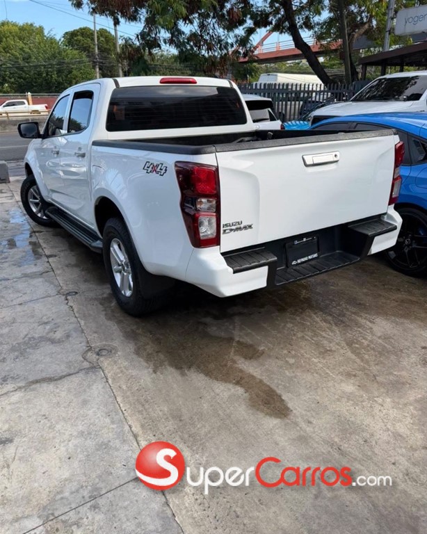 2023 Isuzu DMAX — foto 3 / 10