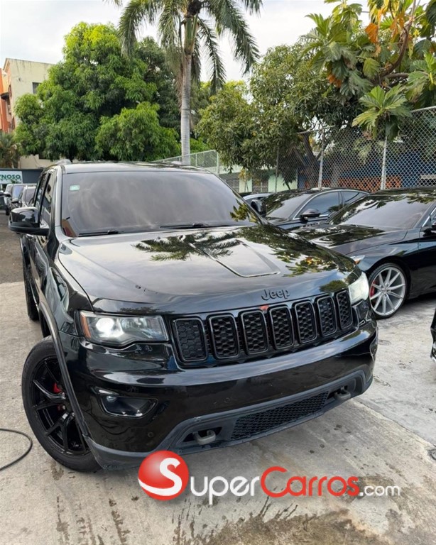 2016 Jeep Grand Cherokee Laredo