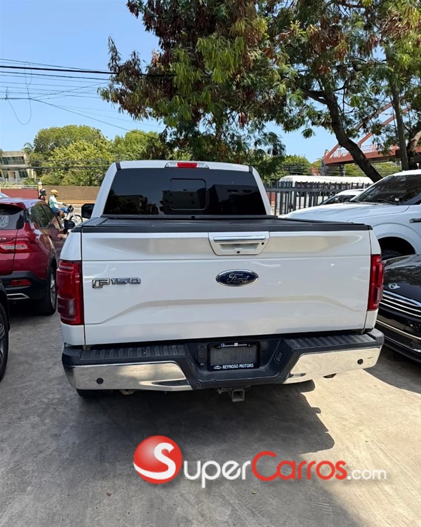 2016 Ford F 150 Lariat Ecoboost — foto 4 / 10