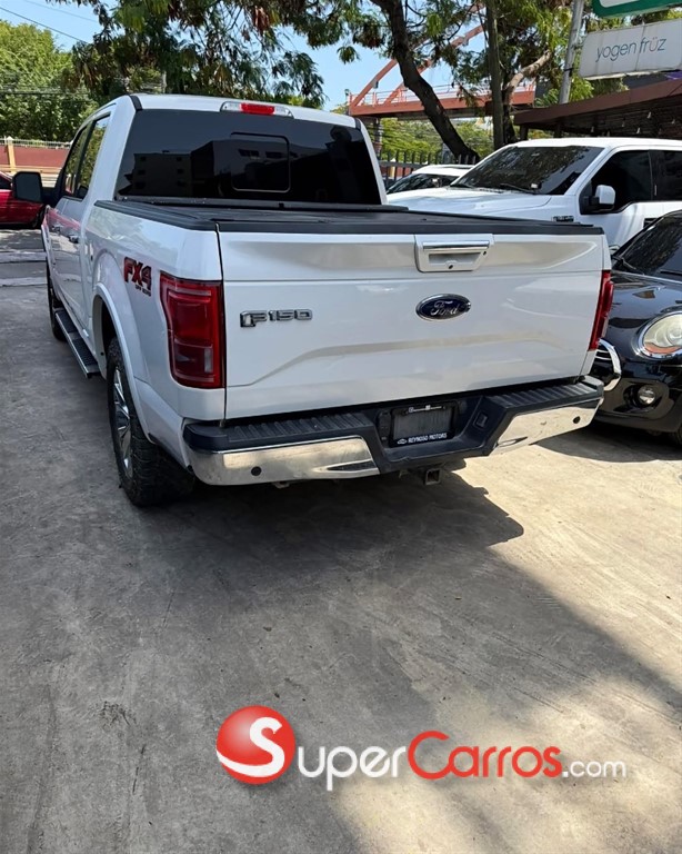 2016 Ford F 150 Lariat Ecoboost — foto 6 / 10