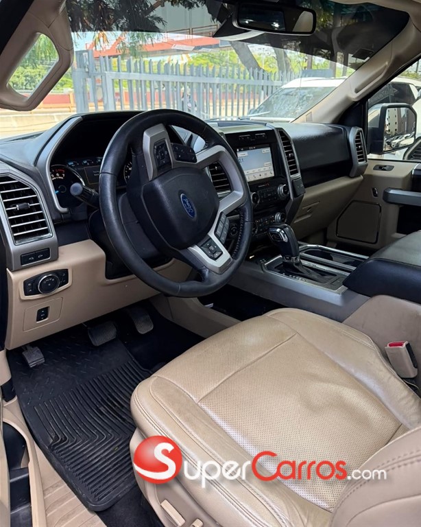 2016 Ford F 150 Lariat Ecoboost — foto 7 / 10