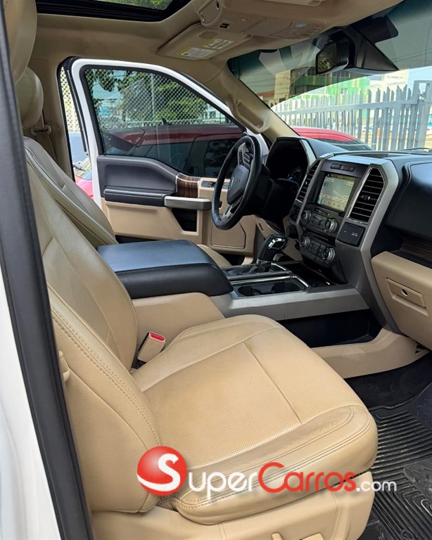 2016 Ford F 150 Lariat Ecoboost — foto 8 / 10