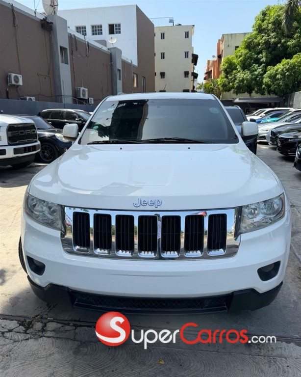 2011 Jeep Grand Cherokee Laredo — foto 3 / 10
