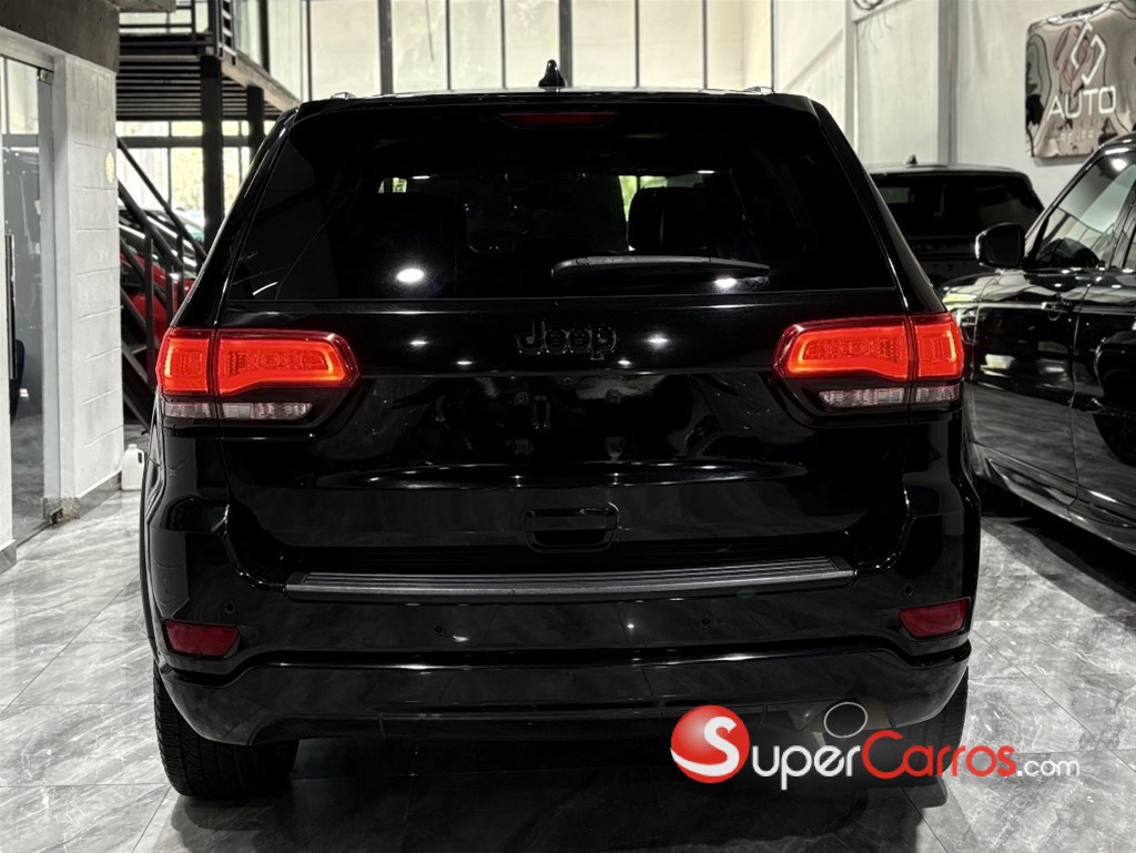 2020 Jeep Grand Cherokee Altitude — foto 4 / 12