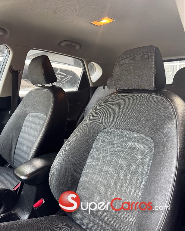 2022 Kia Sonet — foto 7 / 8