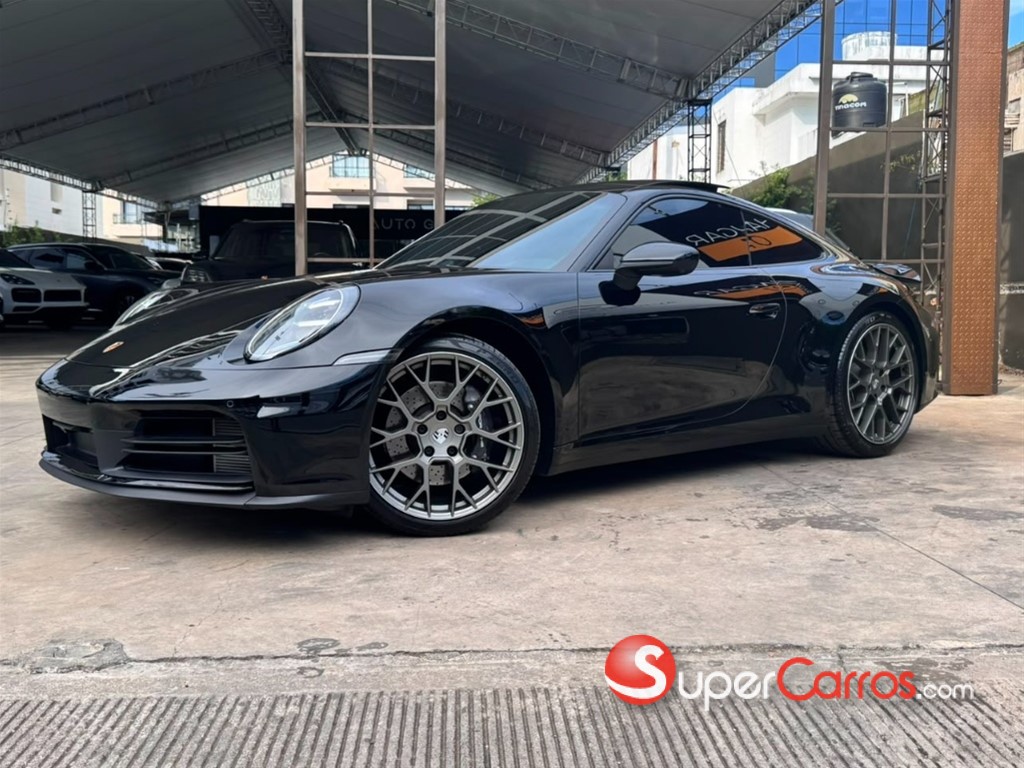 2025 Porsche 911 Carrera — foto 3 / 9