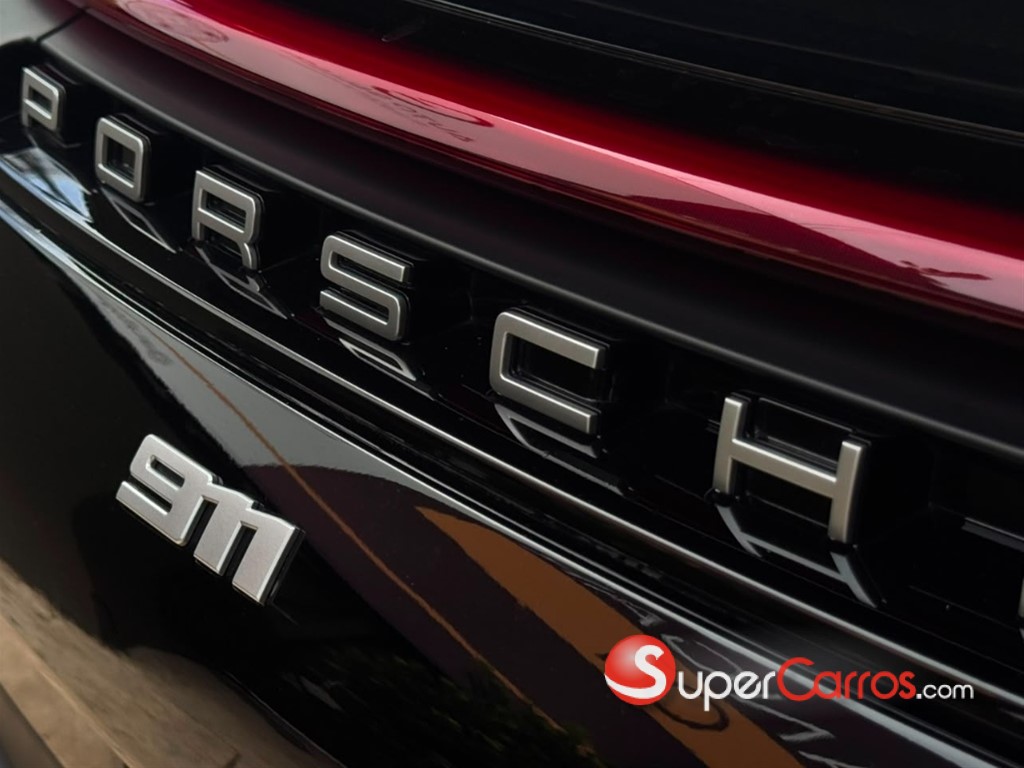 2025 Porsche 911 Carrera — foto 9 / 9