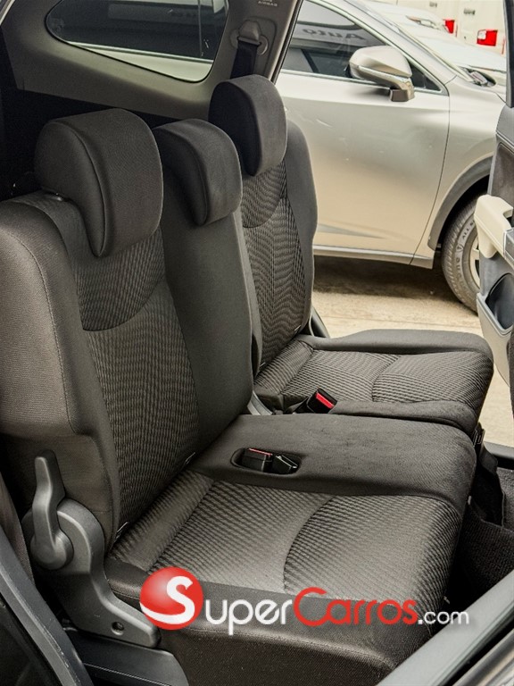 2019 Toyota Rush — foto 4 / 9