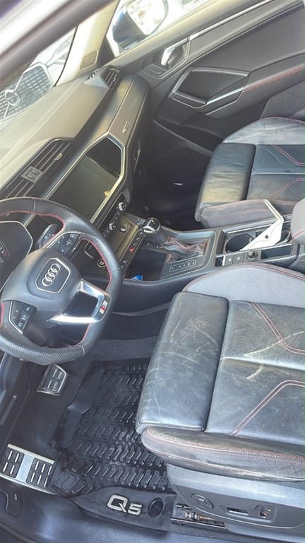 2022 Audi Q3 35 TFSI Advance Plus — foto 7 / 10