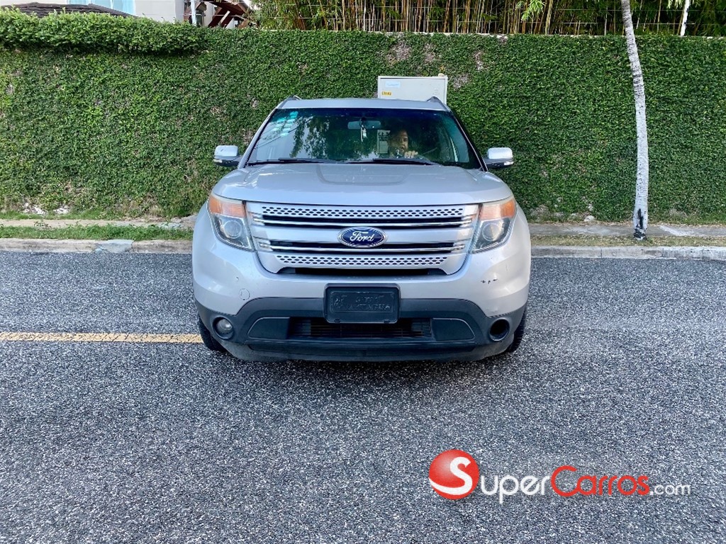 2013 Ford Explorer Limited — foto 2 / 9