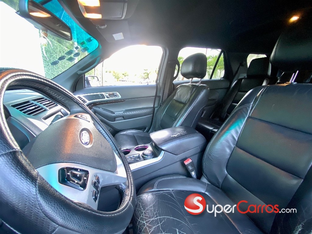2013 Ford Explorer Limited — foto 7 / 9