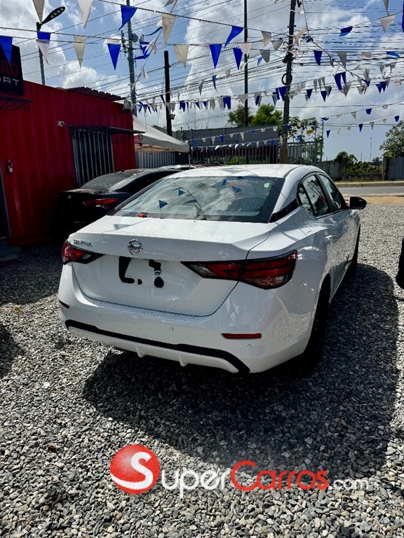 2023 Nissan Sentra — foto 8 / 8