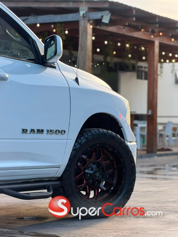 2019 Dodge Ram 1500 — foto 8 / 11
