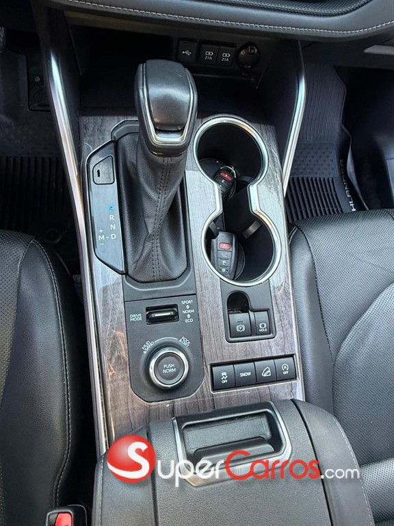 2021 Toyota Highlander Limited — foto 5 / 12