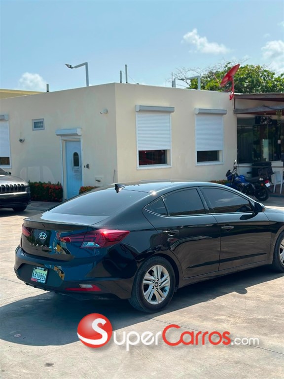2020 Hyundai Elantra SEL — foto 4 / 6