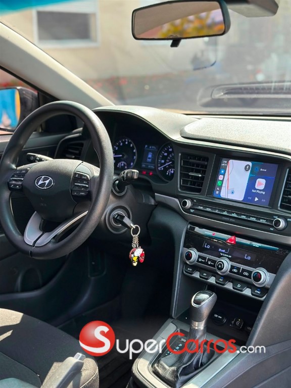 2020 Hyundai Elantra SEL — foto 5 / 6