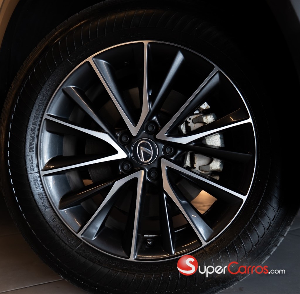 2024 Lexus NX 350 Hybrid — foto 5 / 12