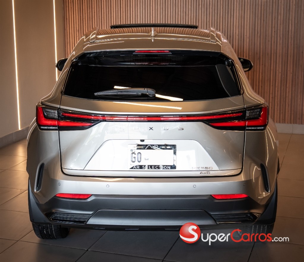 2024 Lexus NX 350 Hybrid — foto 11 / 12
