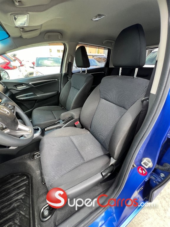 2020 Honda Fit — foto 8 / 12