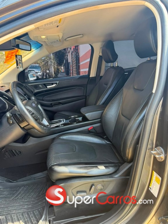 2018 Ford EDGE Limited — foto 8 / 10