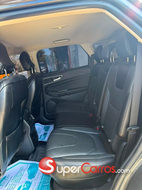 2018 Ford EDGE Limited — foto 10 / 10