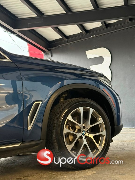2019 BMW X 5 XDRIVE 40i — foto 5 / 8