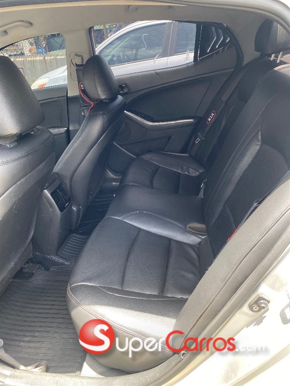 2015 Kia K-5 — foto 8 / 9