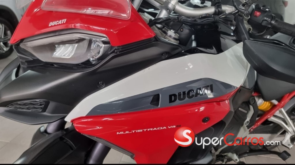 2021 Ducati Multistrada — foto 6 / 6