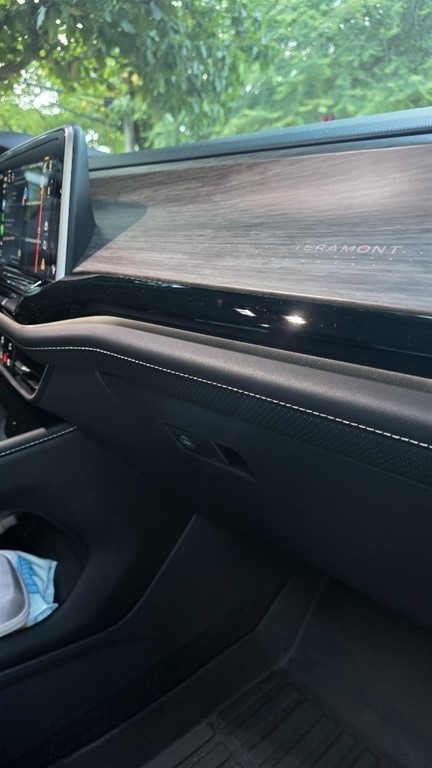 2024 Volkswagen Teramont — foto 2 / 12