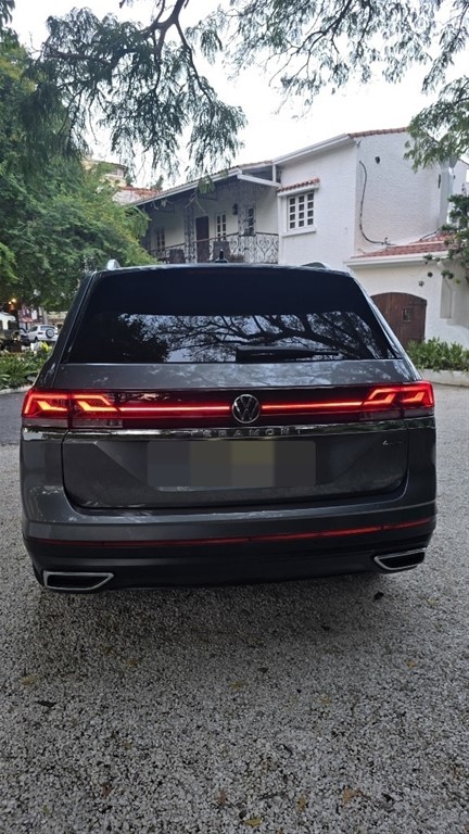 2024 Volkswagen Teramont — foto 9 / 12