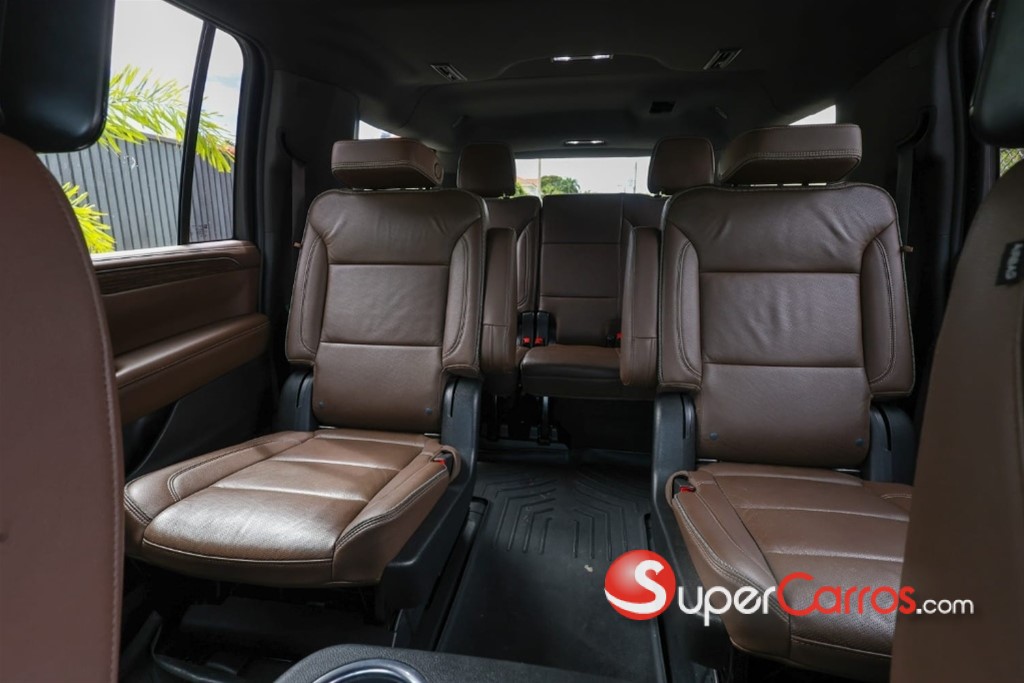 2021 Chevrolet Suburban Highcountry — foto 5 / 8