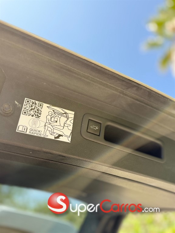 2022 Toyota Highlander Platinum — foto 7 / 12
