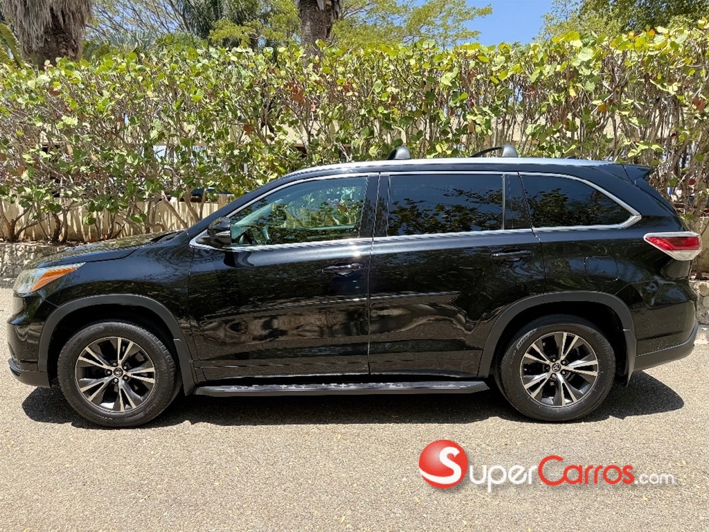 2016 Toyota Highlander XLE — foto 3 / 12
