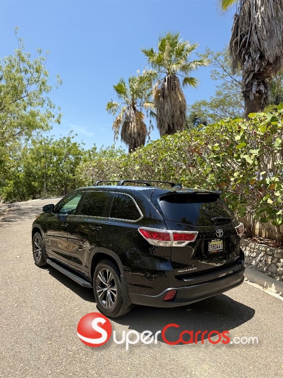 2016 Toyota Highlander XLE — foto 4 / 12