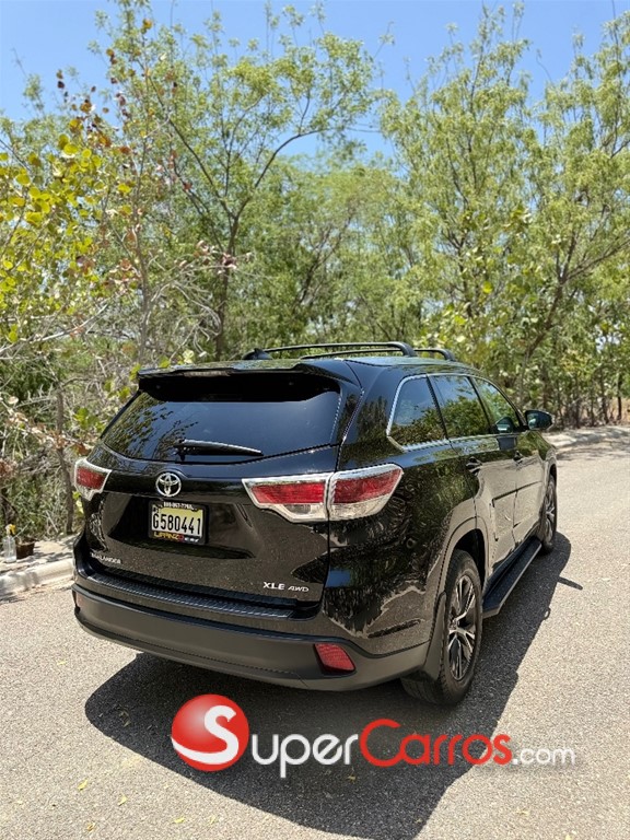 2016 Toyota Highlander XLE — foto 5 / 12