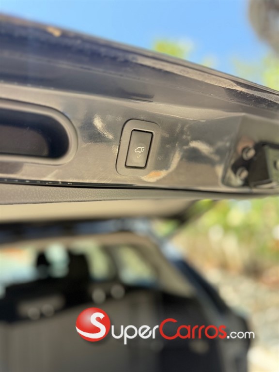 2016 Toyota Highlander XLE — foto 7 / 12
