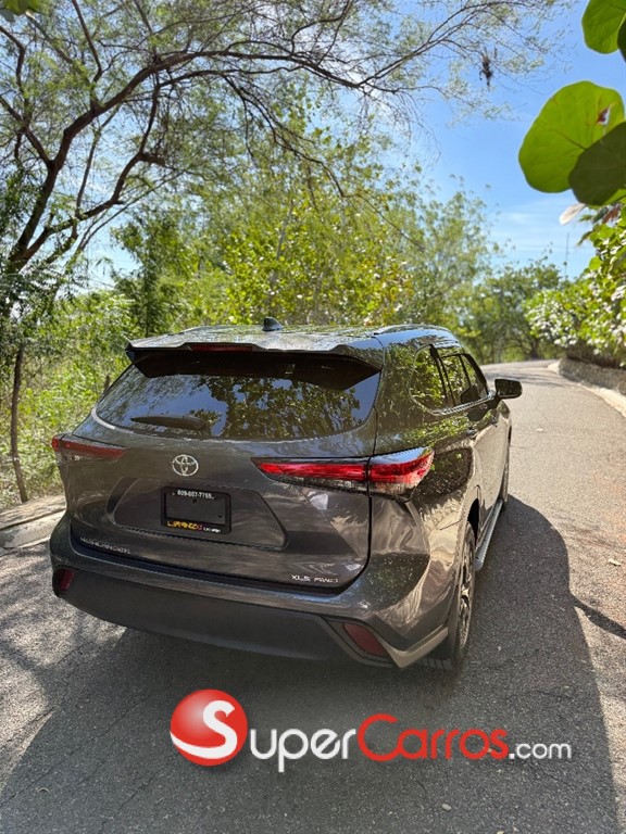 2022 Toyota Highlander XLE — foto 7 / 12