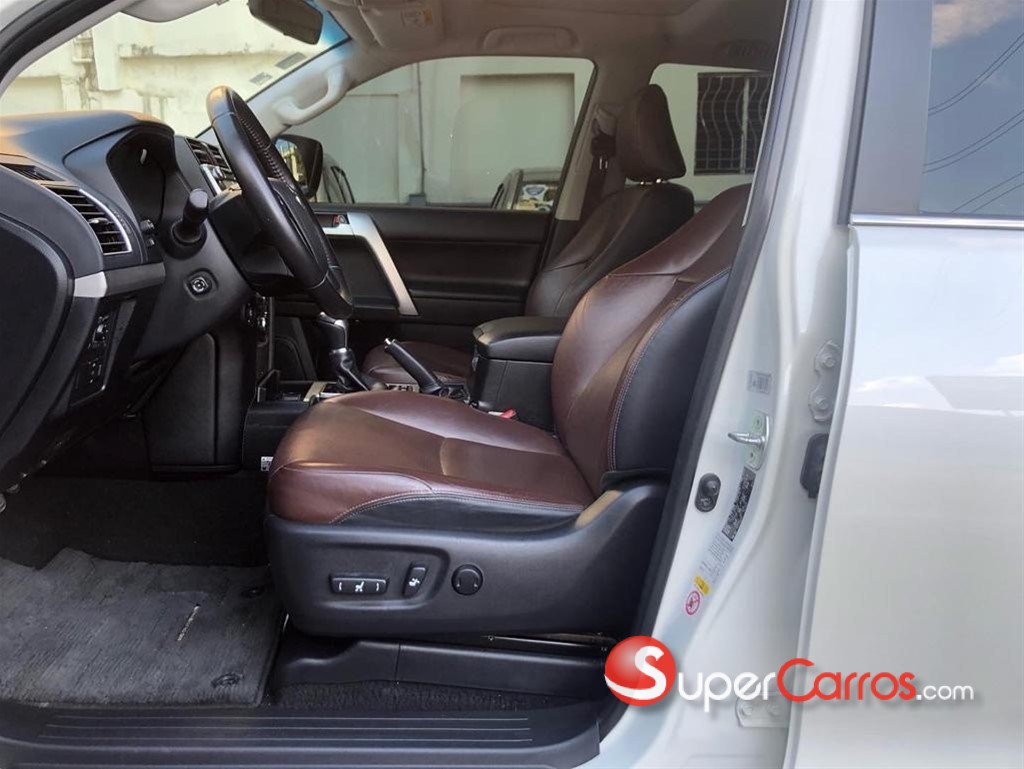 2019 Toyota Land Cruiser Prado VXL — foto 6 / 12
