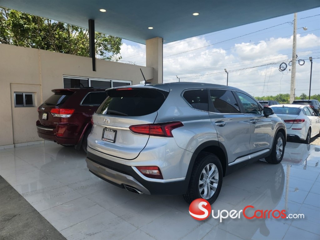 2020 Hyundai Santa Fe SE — foto 12 / 12